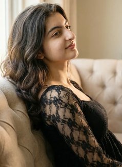 Anshika - escort in Bangalore Photo 1 of 7