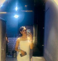 Anshika Indore - puta in Indore