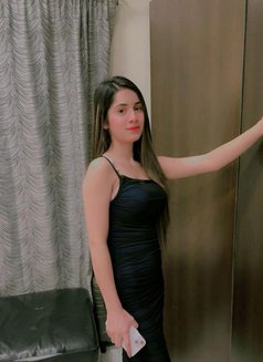 Anshika Malhotra - escort in Abu Dhabi Photo 1 of 2