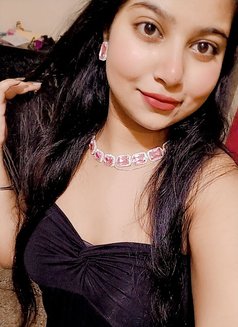 Anshika Real Meet - puta in Gurgaon Photo 5 of 8