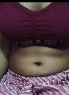 Anshikahot - escort in New Delhi Photo 1 of 5