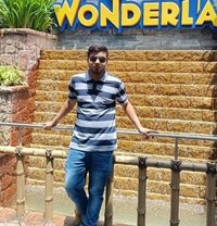 Anshu Agarwal - Male escort in New Delhi