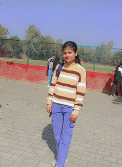 Anshu - escort in Chennai Photo 2 of 2