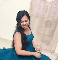 Anshu - Transsexual escort in Bangalore