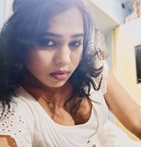 Anshu - Transsexual escort in Bangalore