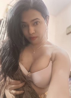 Anshu.... - Transsexual escort in Bangalore Photo 11 of 11