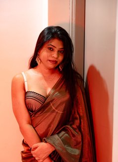 Anshu.... - Transsexual escort in Bangalore Photo 7 of 8