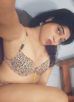 Anshu.... - Transsexual escort in Bangalore Photo 8 of 9