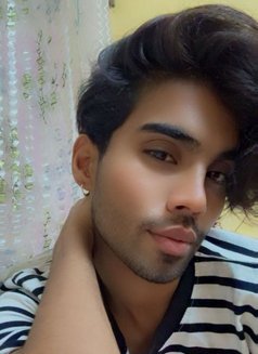 Anshu - Transsexual escort in New Delhi Photo 6 of 15