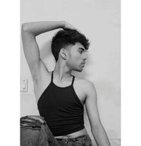 Anshu - Transsexual escort in New Delhi