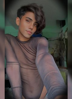 Anshu - Transsexual escort in New Delhi Photo 22 of 24