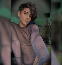 Anshu - Acompañantes transexual in New Delhi