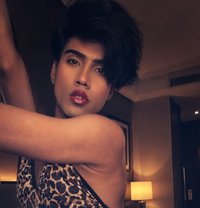 Anshu - Acompañantes transexual in New Delhi
