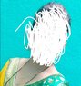 Anshu Kumari Independent - puta in New Delhi Photo 1 of 2