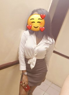 Anshu shaney - escort in Dubai Photo 6 of 10