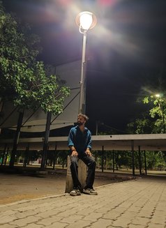 Anshul - Male escort in New Delhi Photo 1 of 6