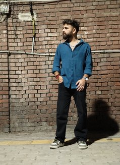 Anshul - Male escort in New Delhi Photo 2 of 6