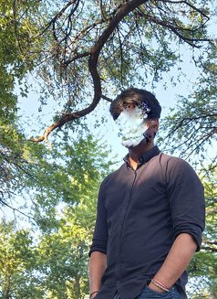Anshul - Acompañantes masculino in New Delhi Photo 1 of 1