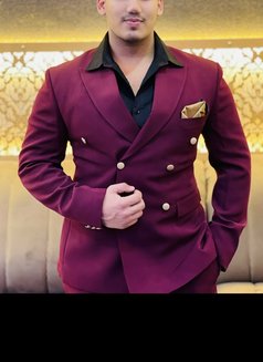 Anshuman 100 Genuine - Acompañantes masculino in New Delhi Photo 5 of 7