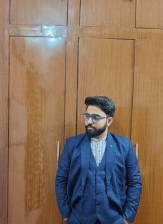 Anshuman goenka - Male escort in Kolkata Photo 12 of 13