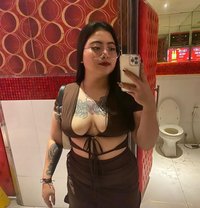 Indonesia girls available - escort in Bali