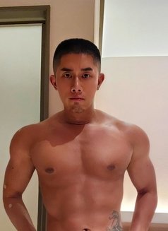 漆黑的战士 高战/Anthony - Male escort in Singapore Photo 12 of 19