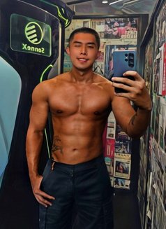 漆黑的战士 高战/Anthony - Male escort in Shanghai Photo 22 of 24