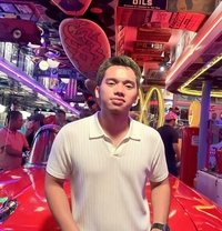 Anthony - Male escort in Makati City