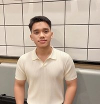 Anthony - Male escort in Makati City