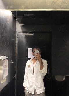 Anthony - Male escort in Jodhpur Photo 3 of 4