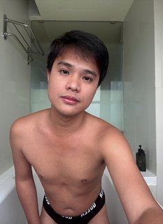 Anton - Male escort in Bangkok Photo 3 of 3