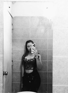 Antonella Kate - escort in Calgary Photo 7 of 10