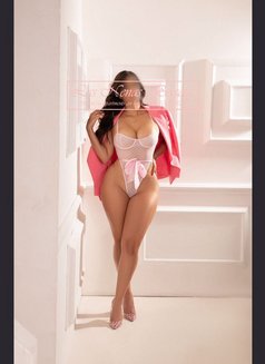 ANTONELLA LAS NENAS MEDELLIN - puta in Medellín Photo 1 of 11