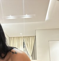 Antonia - escort in Al Juffair