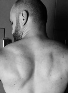 Marco - Acompañantes masculino in Beirut Photo 1 of 13