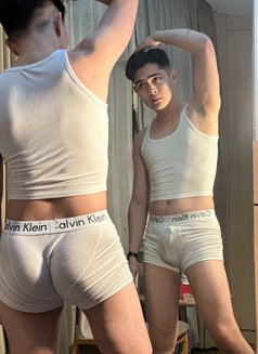 Antonio Stone - Male escort in Hong Kong Photo 3 of 5