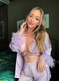 Antuanna Polish (quality over quantity) - escort in Dubai Photo 18 of 20