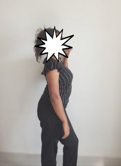 Anu 4 U - puta in Bangalore Photo 3 of 7