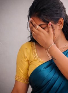 Tanya here new in bangalore - puta in Bangalore Photo 3 of 4