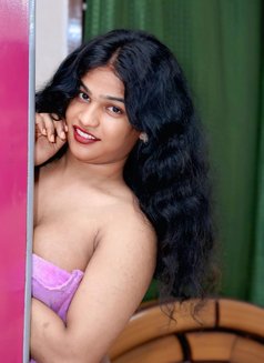 Anu - Transsexual escort in Chennai Photo 8 of 9
