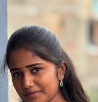 Anu - escort in Chennai Photo 1 of 5