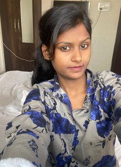 Web Cam Session and Real Meet🤍, escort - escort in Kochi Photo 1 of 4