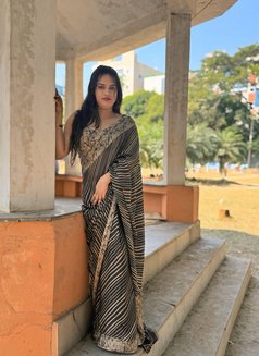 Anu - escort in Hyderabad Photo 2 of 2