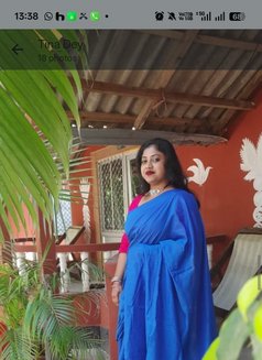 Anu - puta in Kolkata Photo 7 of 10