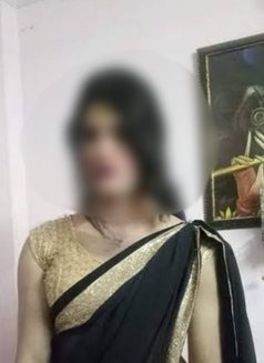 Anu - Transsexual escort in Bangalore Photo 1 of 3