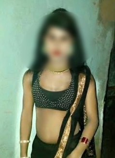 Anu - Transsexual escort in Bangalore Photo 3 of 3