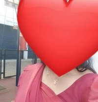 Radhika (Indipendent) - escort in Kochi Photo 2 of 2