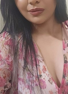 Anu Malayali Hygiene Beauty for Meet - escort in Abu Dhabi Photo 2 of 3