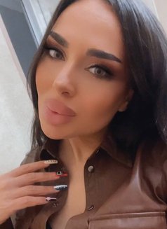 Anuella - puta in Yerevan Photo 7 of 8