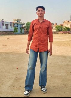 Anuj - Acompañantes masculino in Chandigarh Photo 1 of 1
